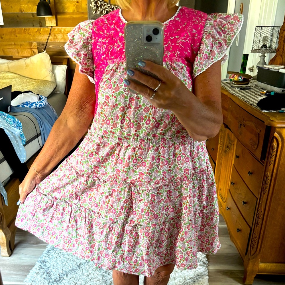 J Marie Floral Pink and White Dress with embroidered details. Size large.